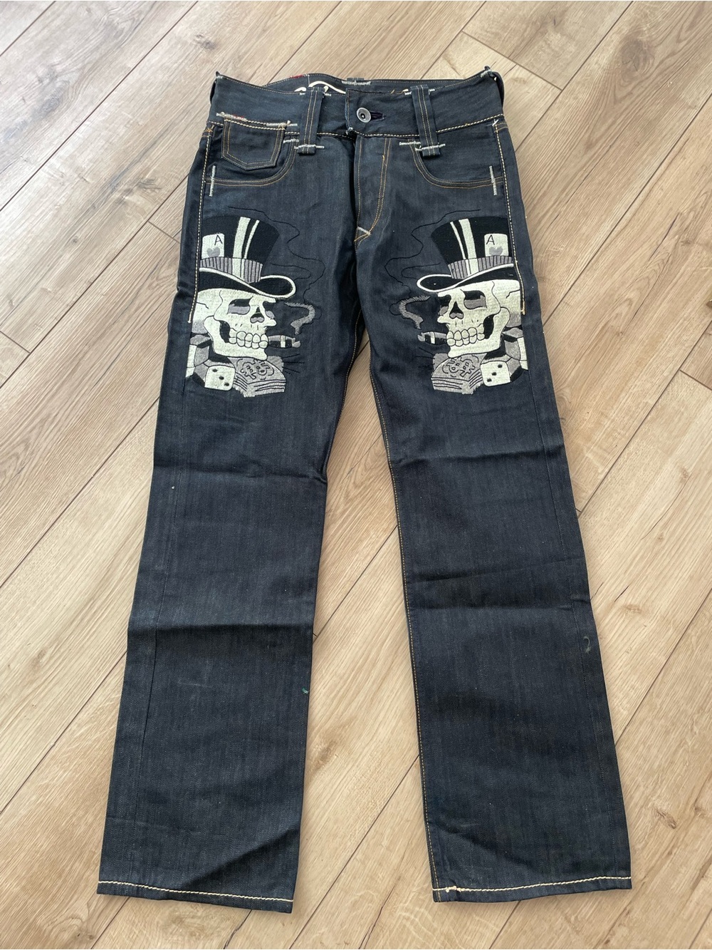 Vtg Y2K Ed Hardy Embroidered Skull Top Hat Jeans 30x32 (measured 32x32)